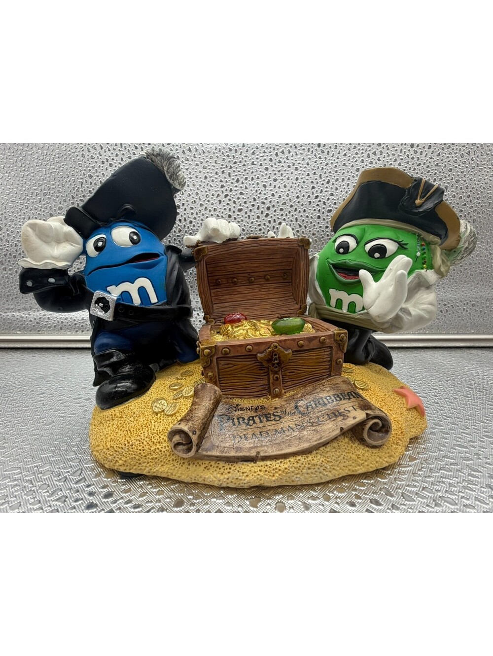 2006 M&M's Disney Pirates of the Caribbean Dead Man's Chest Figurine